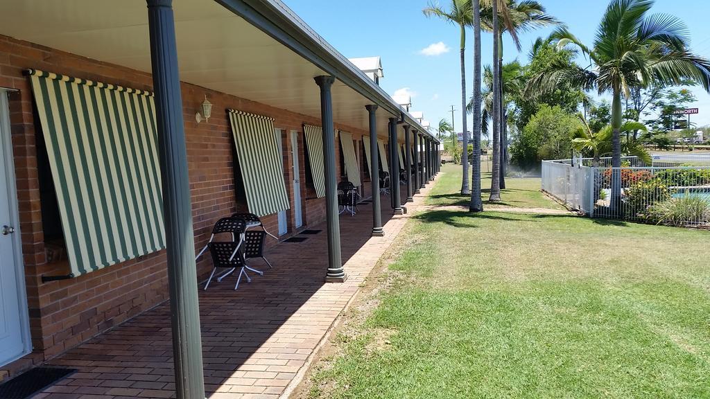 True Blue Motor Inn Rockhampton Bagian luar foto