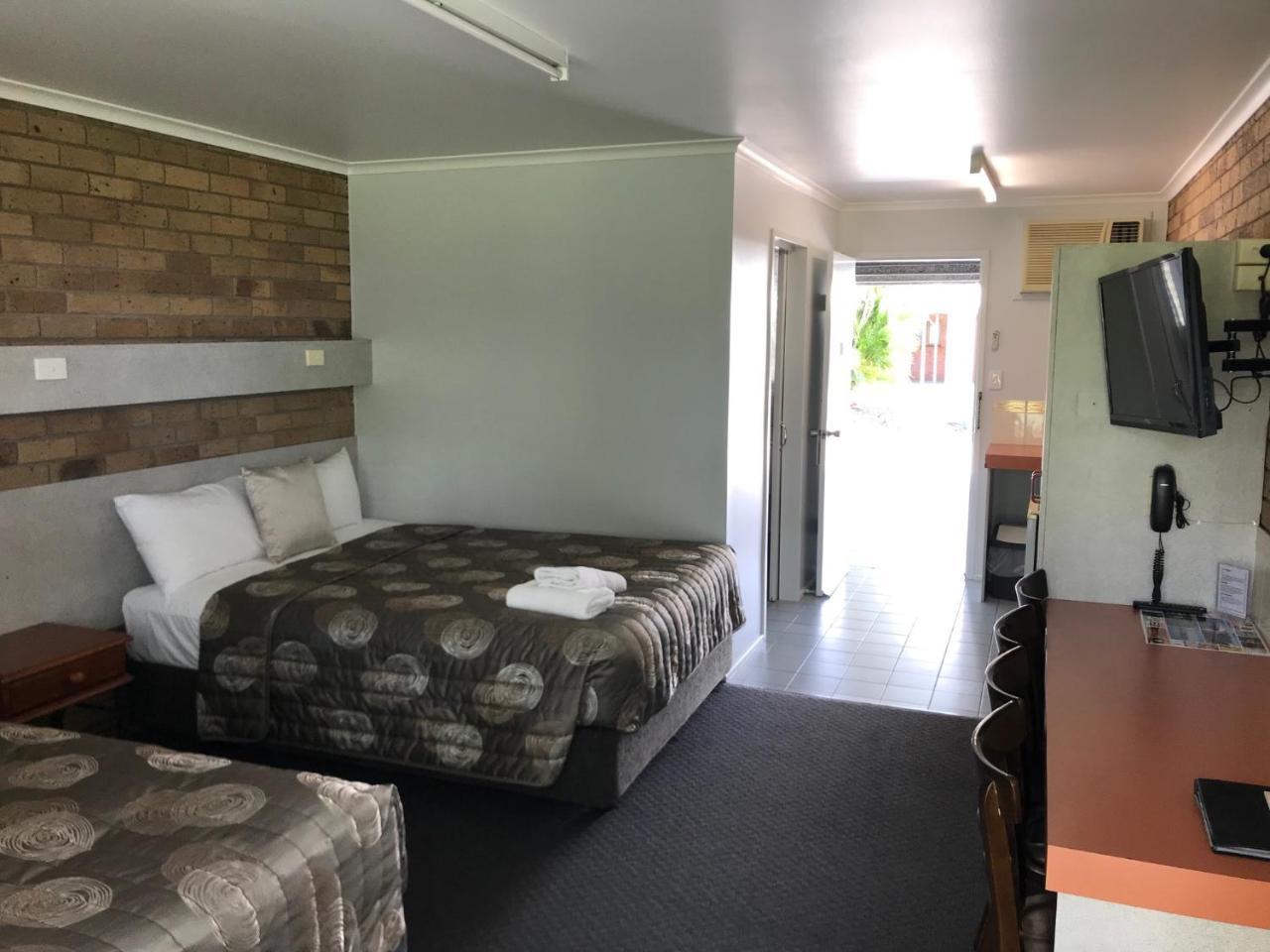True Blue Motor Inn Rockhampton Bagian luar foto